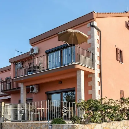 San Antonio Apartmán *